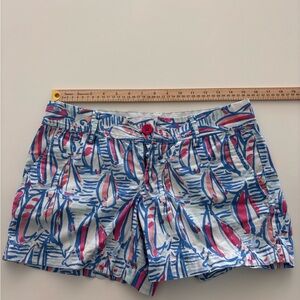 Lilly Pulitzer Red/Right/Return Print Callahan Shorts Size 4